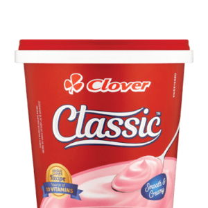 Clover Classic Smooth Yoghurt Strawberry 1kg